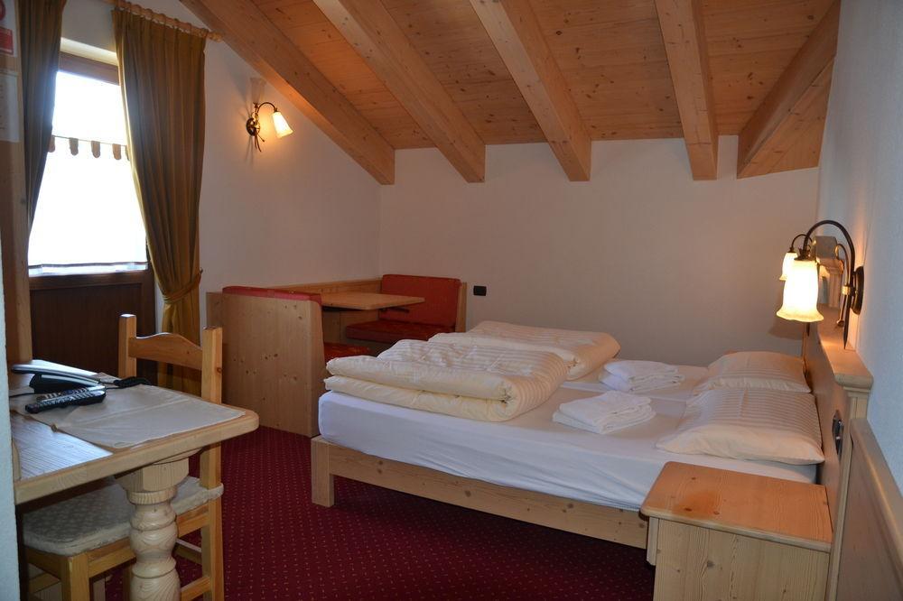Hotel 2000 Livigno Kültér fotó